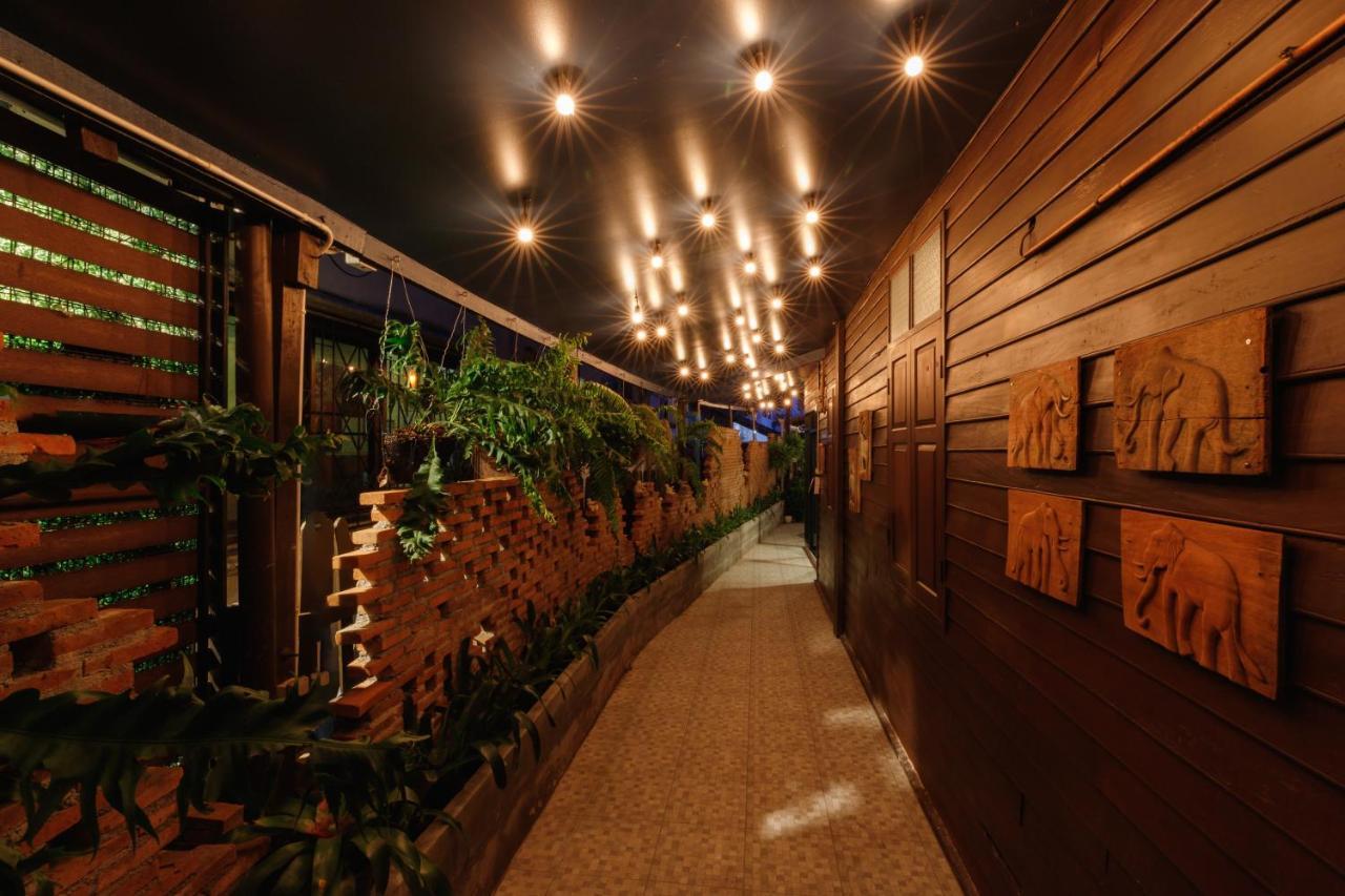 Ilili House Hostel Chiang Mai Ngoại thất bức ảnh
