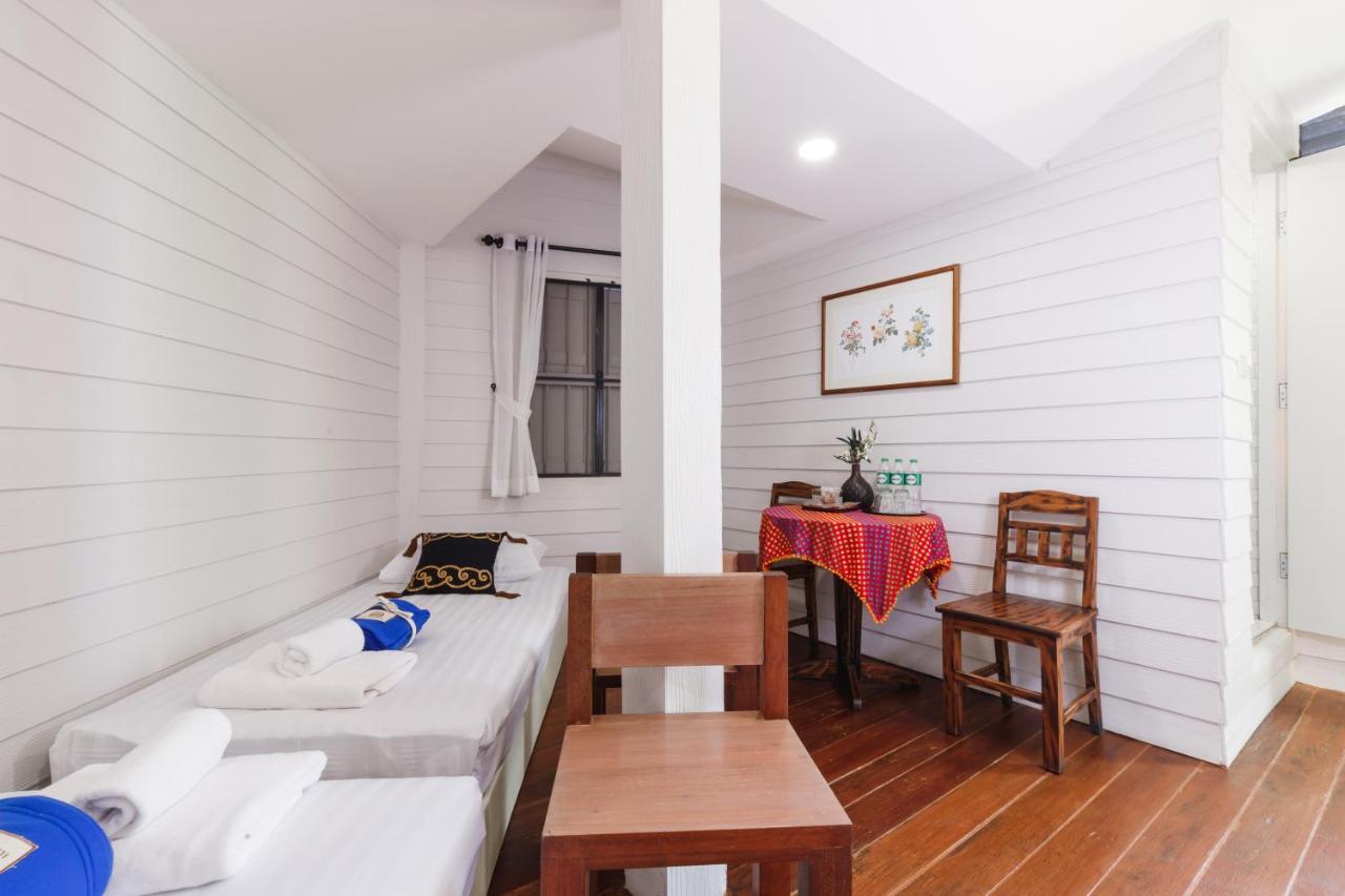 Ilili House Hostel Chiang Mai Ngoại thất bức ảnh