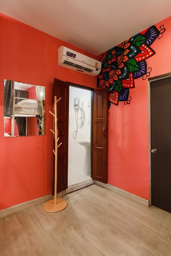 Ilili House Hostel Chiang Mai Ngoại thất bức ảnh