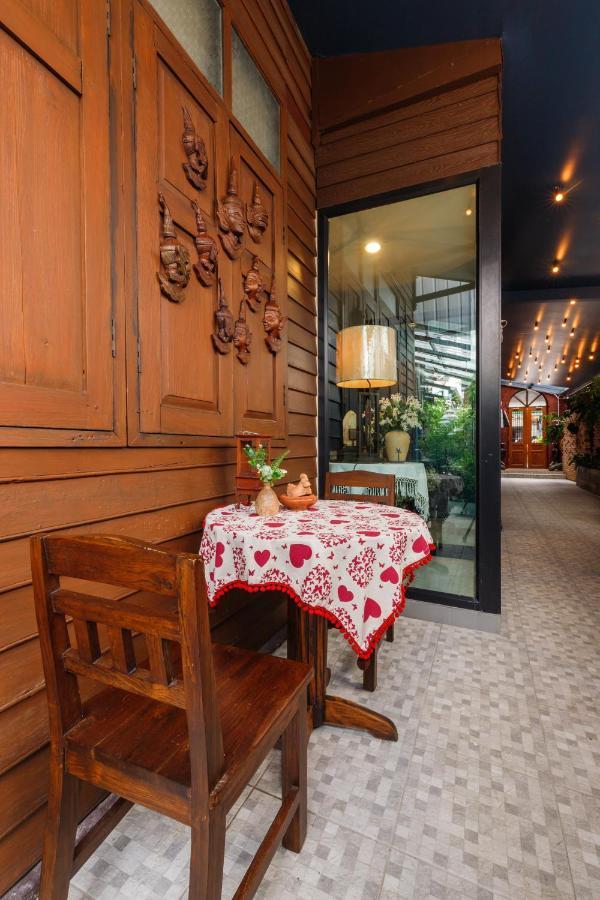Ilili House Hostel Chiang Mai Ngoại thất bức ảnh